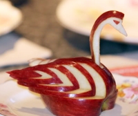 craftster Apple Swan